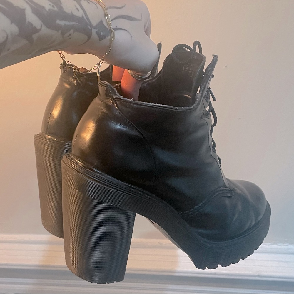 Dr Martens Ankle Booties